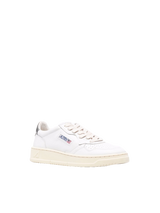 Classic Sneakers Medalist Women 