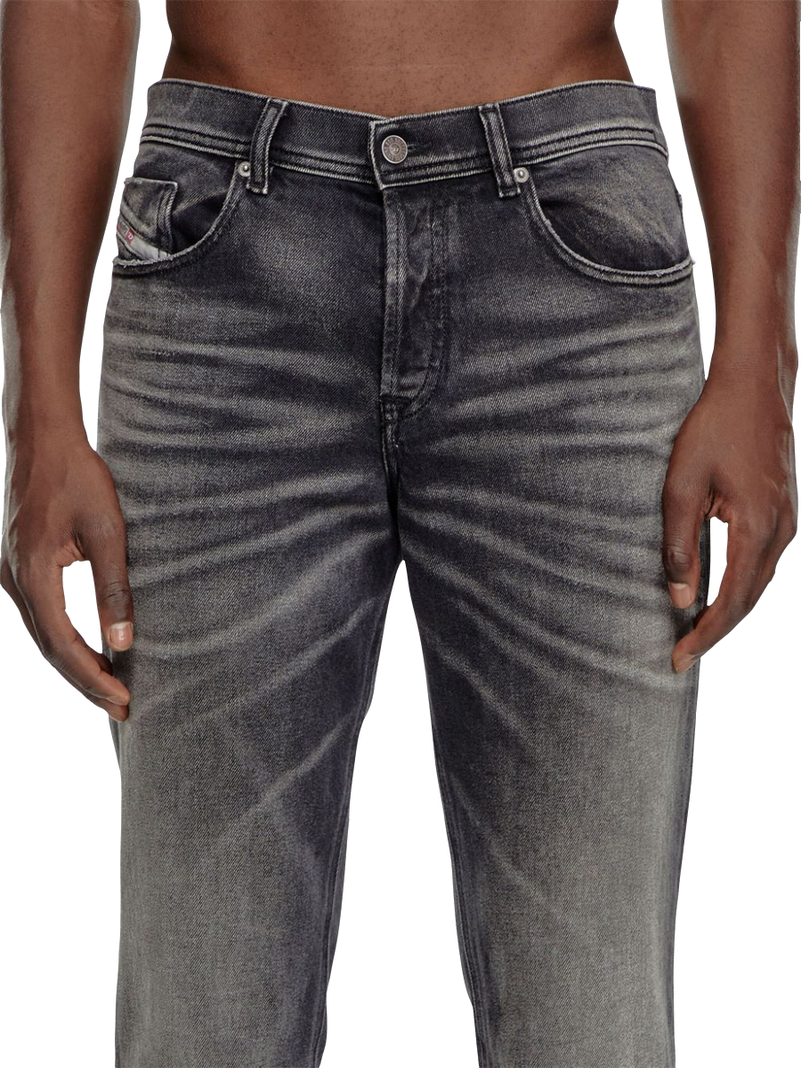 Jeans 2023 D-Finitive