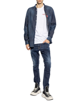 Skater Jean mit Logo-Patch