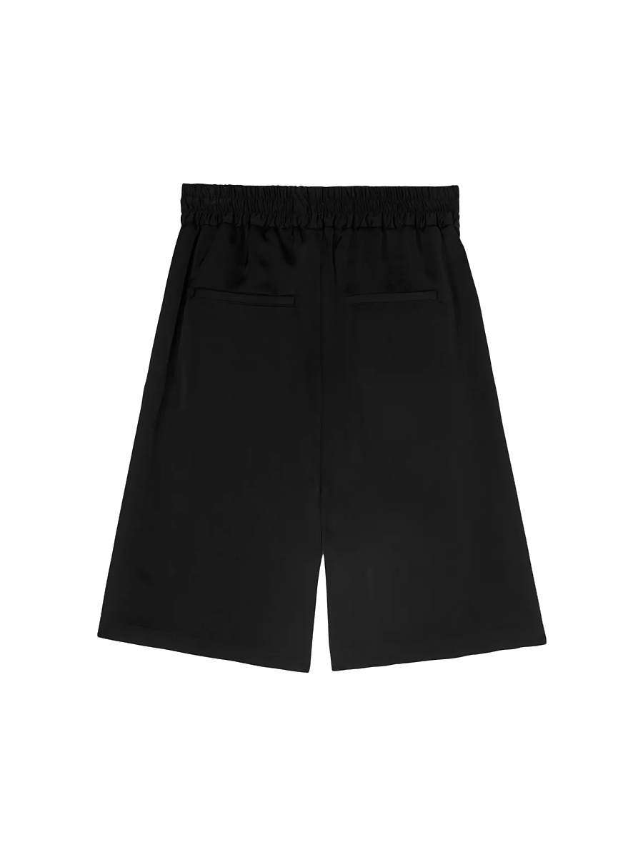 Hoch sitzende Shorts