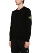 sweater with logo patch 