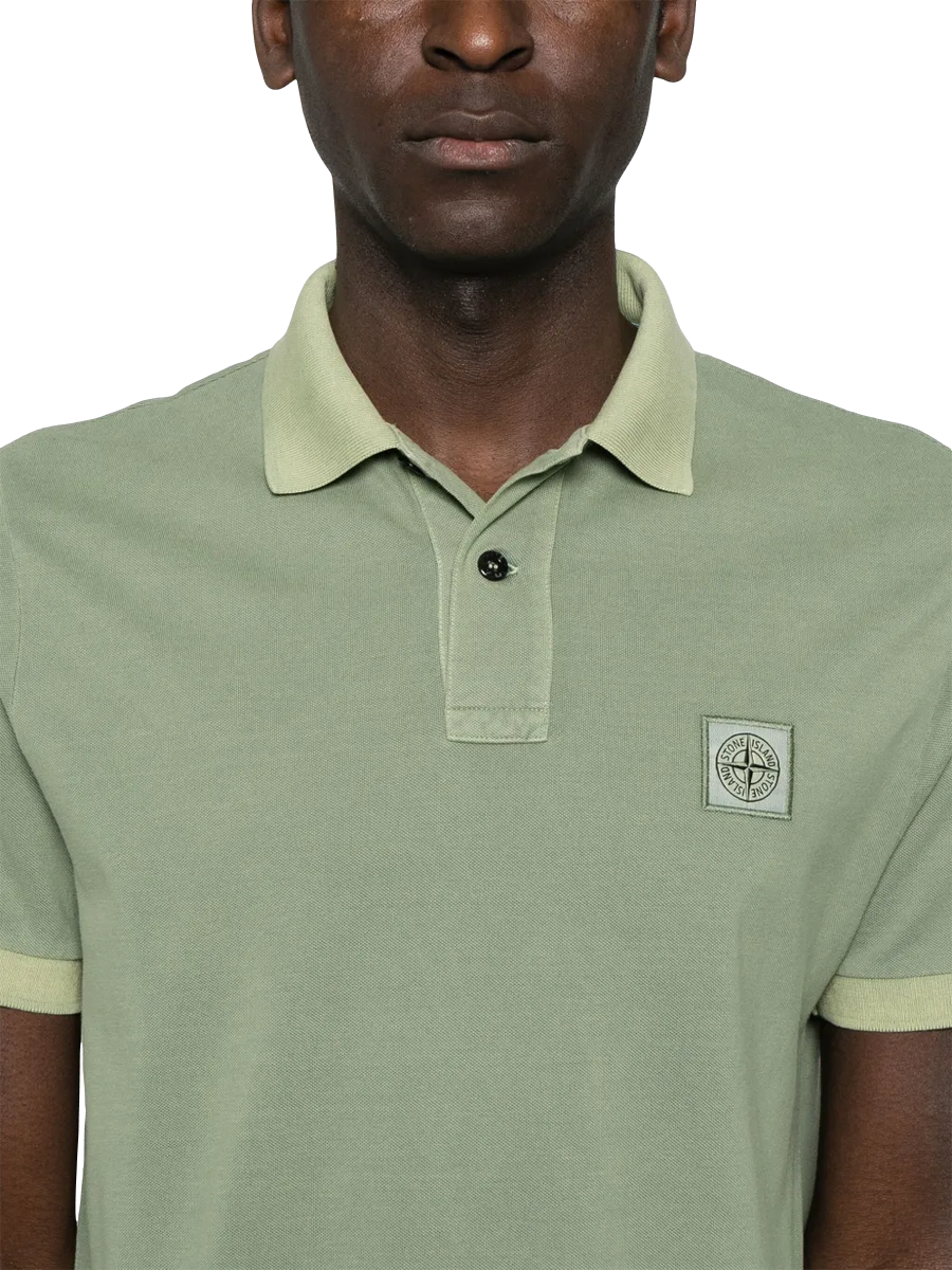 Poloshirt mit Kompass-Patch