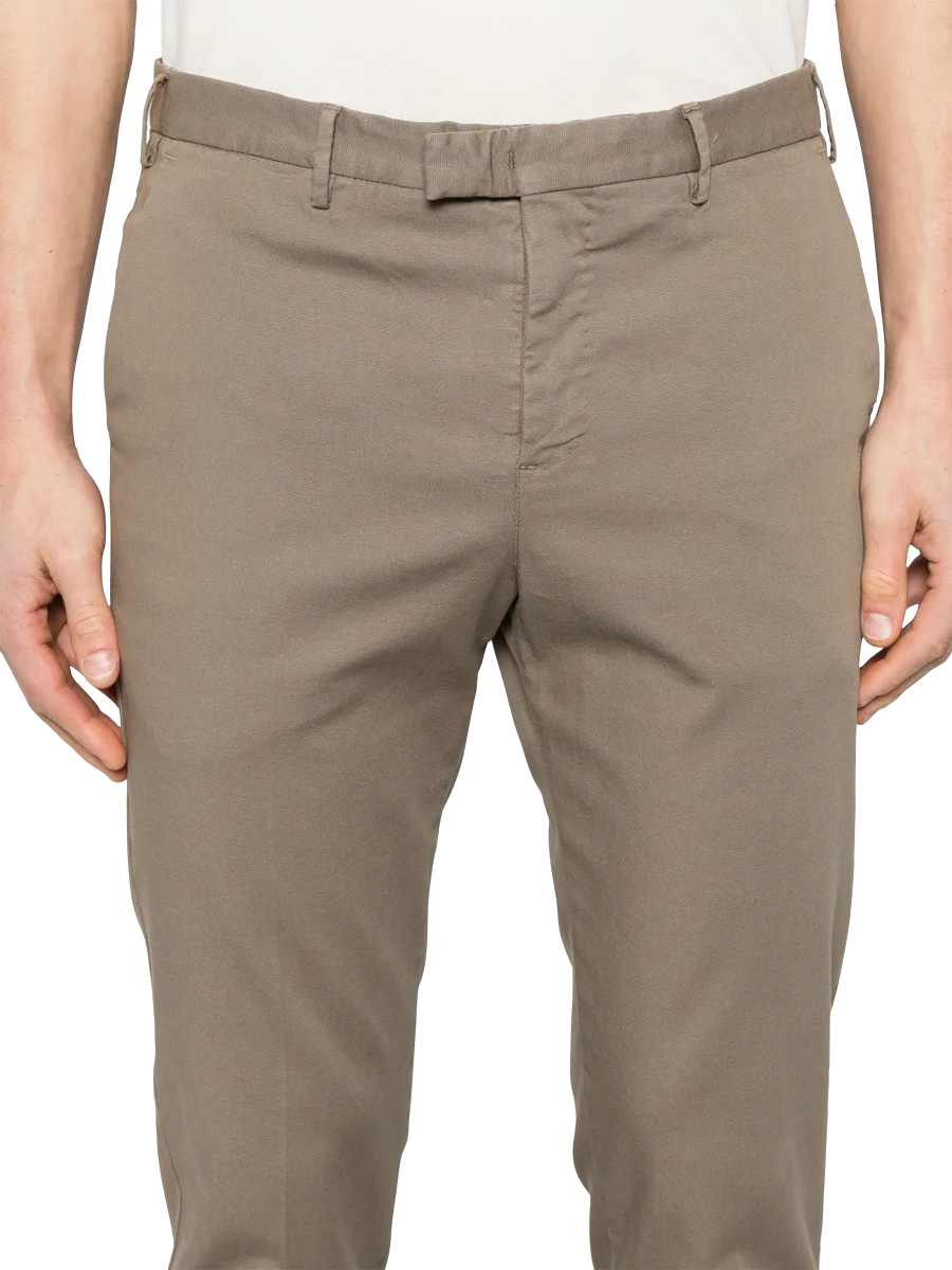 Hose mit Tapered-Bein