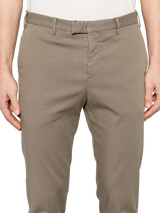 Hose mit Tapered-Bein