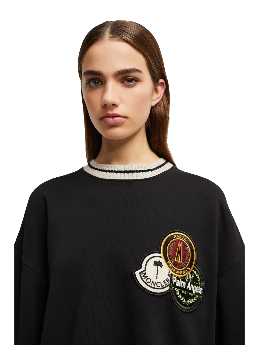 Sweatshirt mit Logoaufnäher