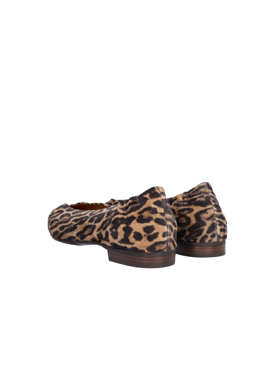 Leo-Print Ballerinas