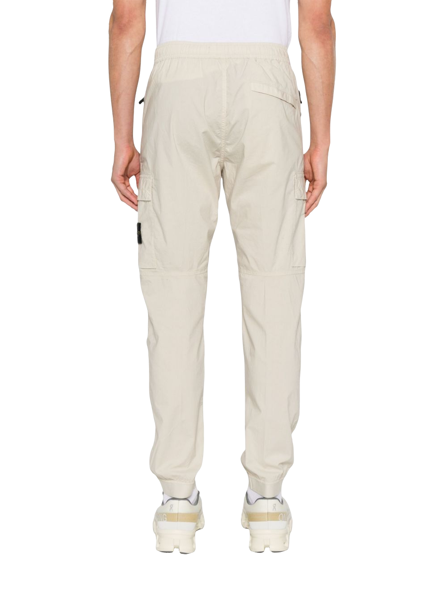 STONE ISLAND - Jogginghose mit aufgesetzten Taschen in beige