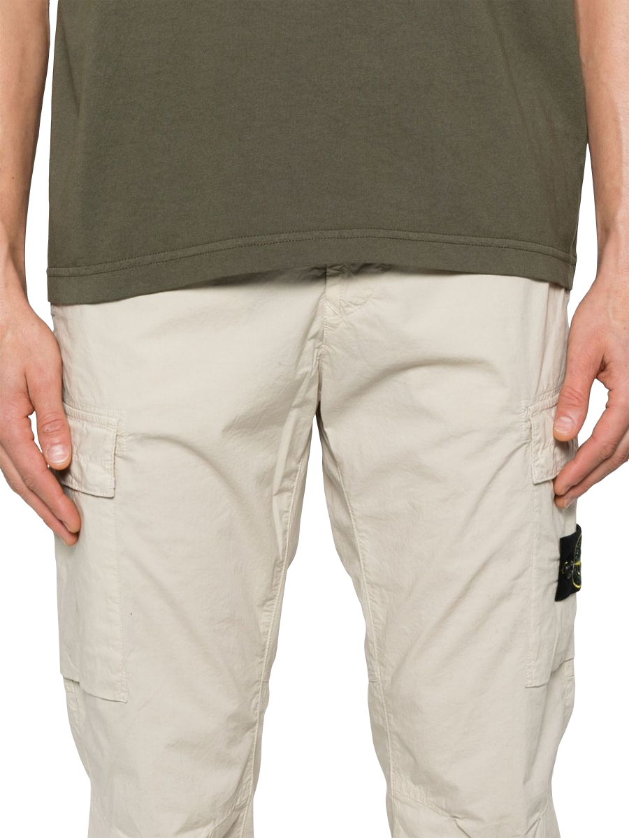 STONE ISLAND - Jogginghose mit aufgesetzten Taschen in beige